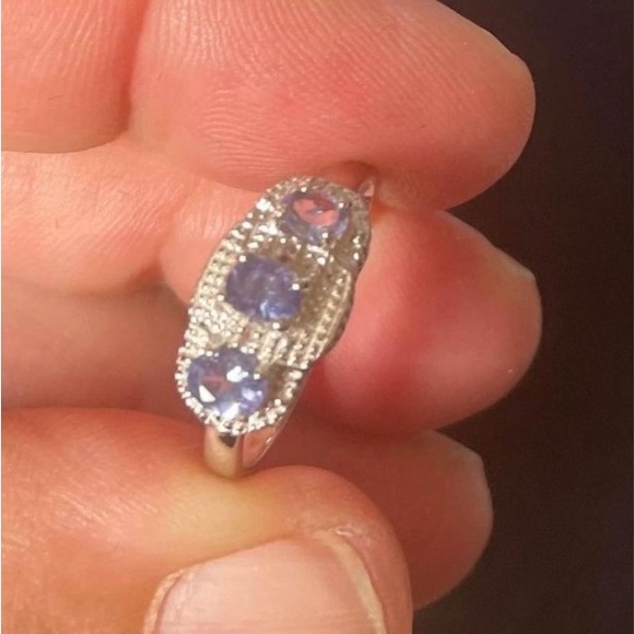 14K WHITE GOLD OVER  STERLING SILVER DIAMONDS & 0.60 CT GENUINE TANZANITE RING - Picture 4 of 6
